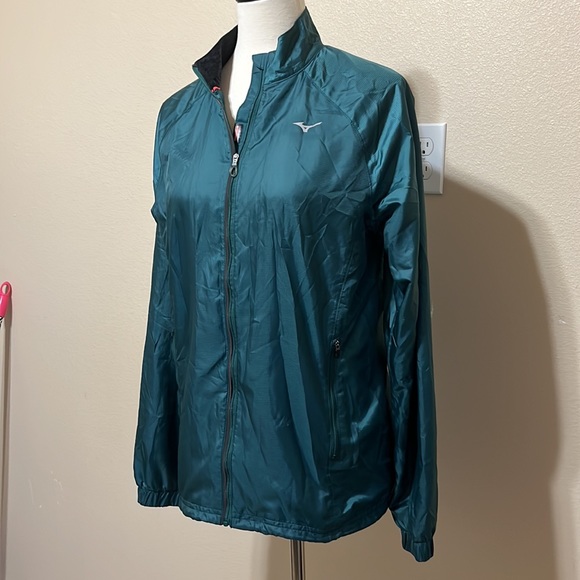 Mizuno - Picture 3 of 8